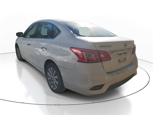 Used 2018 Nissan Sentra S image 4