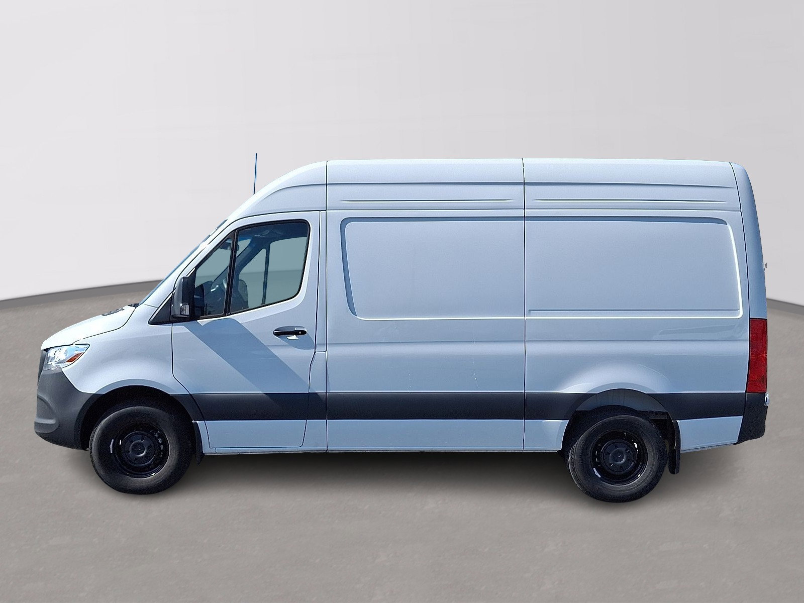 Used 2025 Mercedes-Benz Sprinter 2500 image 7