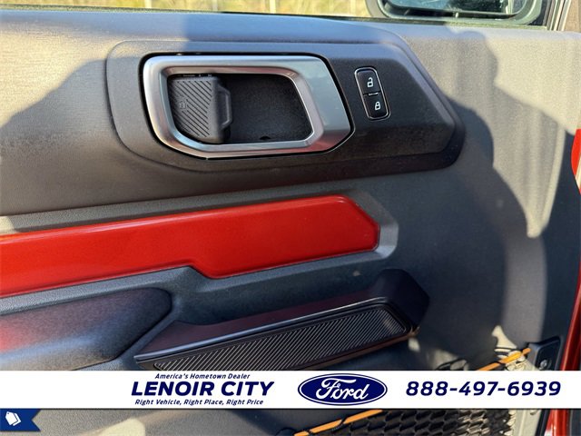 Used 2024 Ford Bronco Badlands image 16