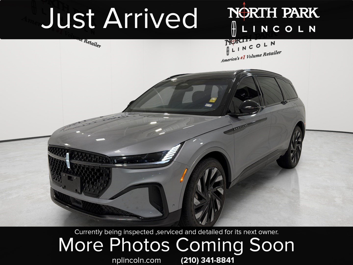 Used 2024 Lincoln Nautilus Reserve w/ Equipment Group 202A AWD/4WD image 1