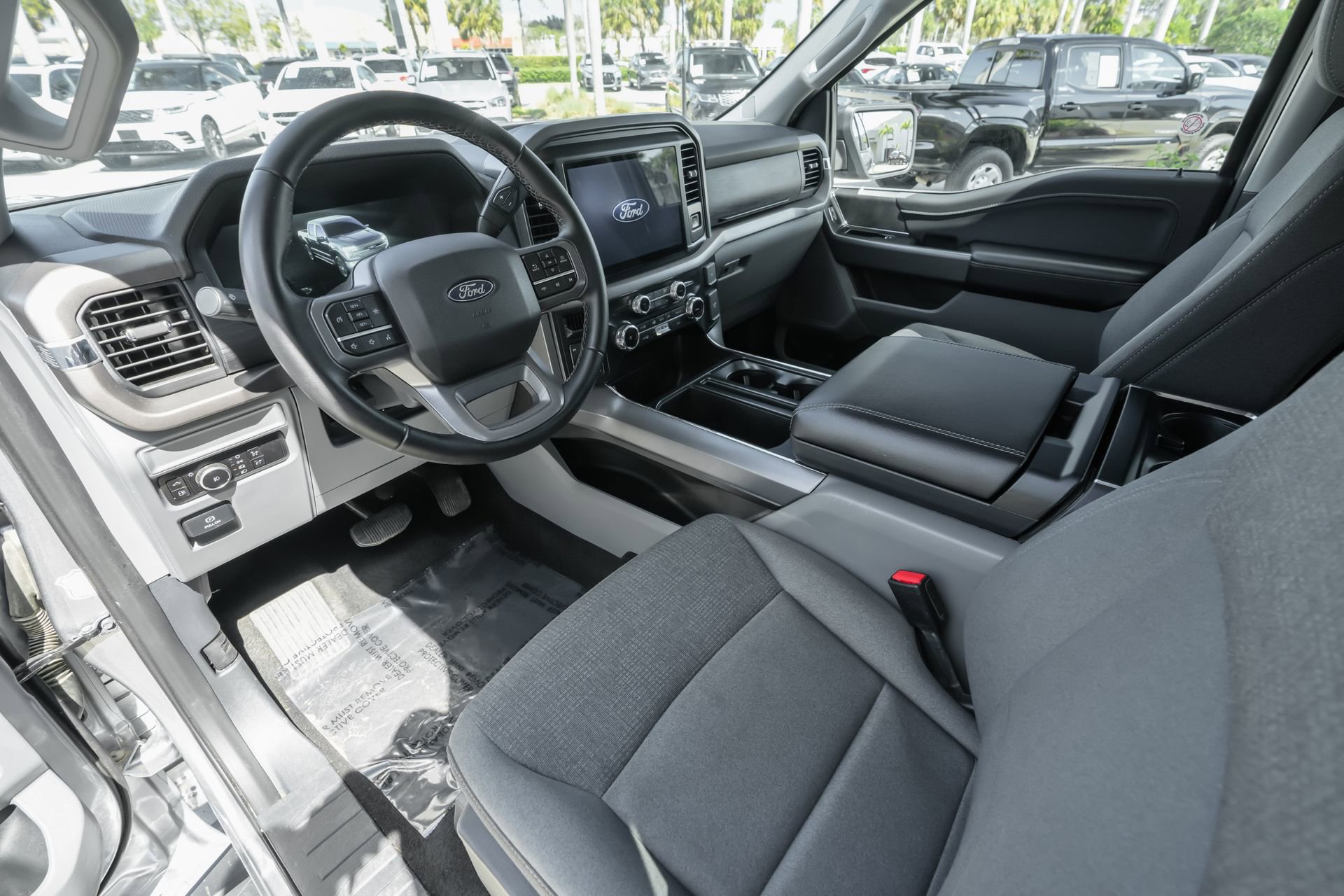 Used 2025 Ford F150 XLT w/ Equipment Group 301A Standard image 6