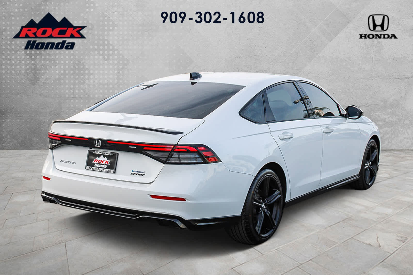 Used 2023 Honda Accord Sport image 4