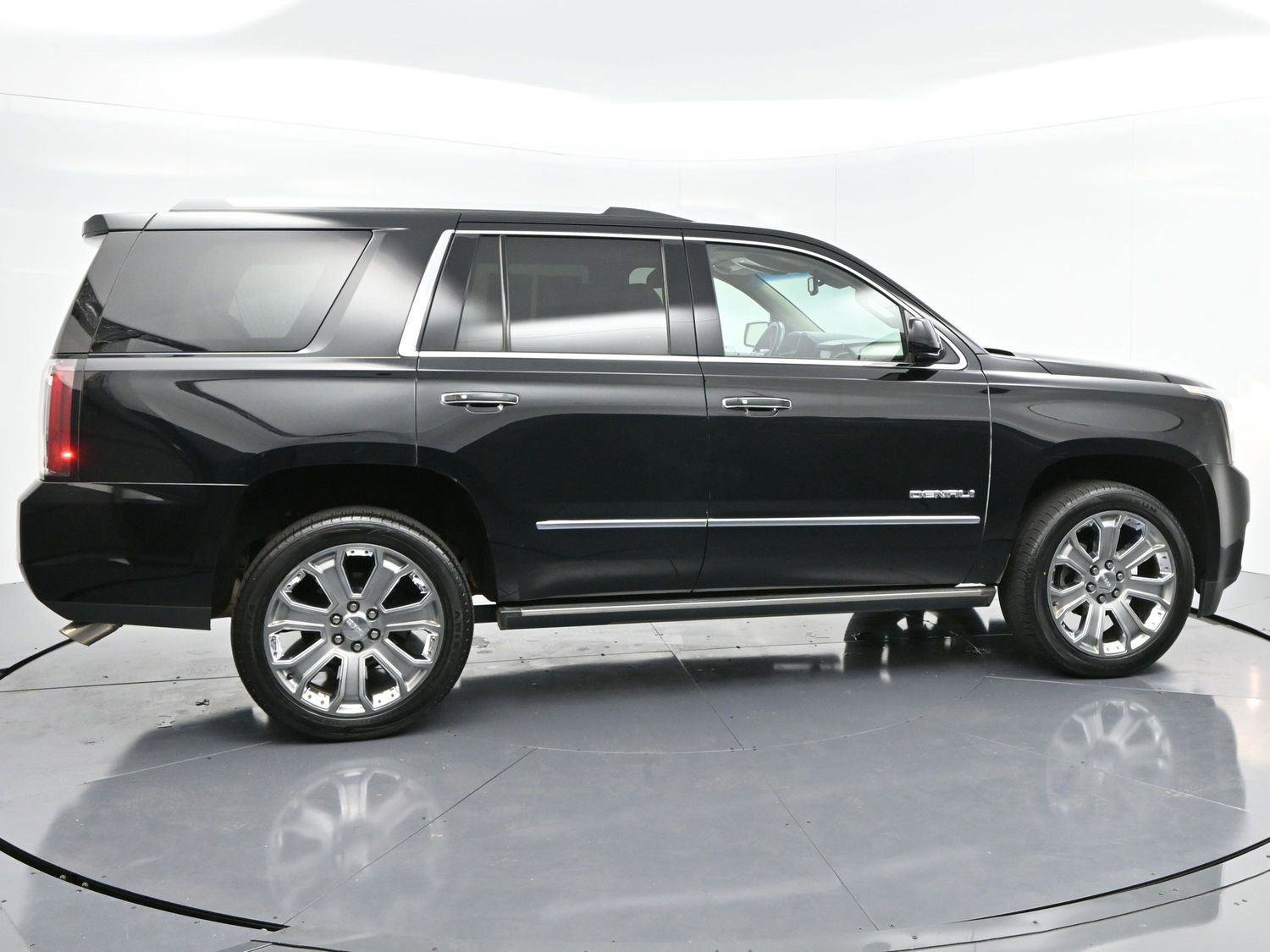 Used 2017 GMC Yukon Denali image 8