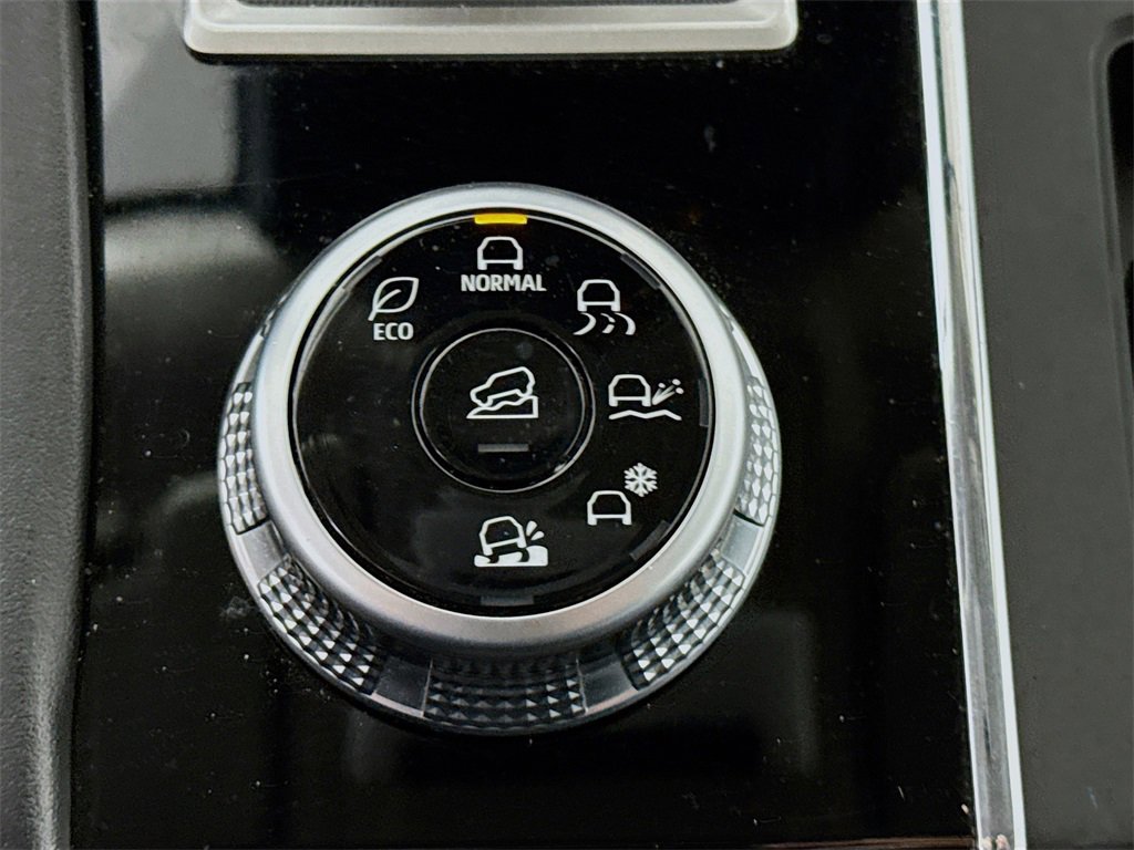 Used 2022 Mitsubishi Outlander ES image 10