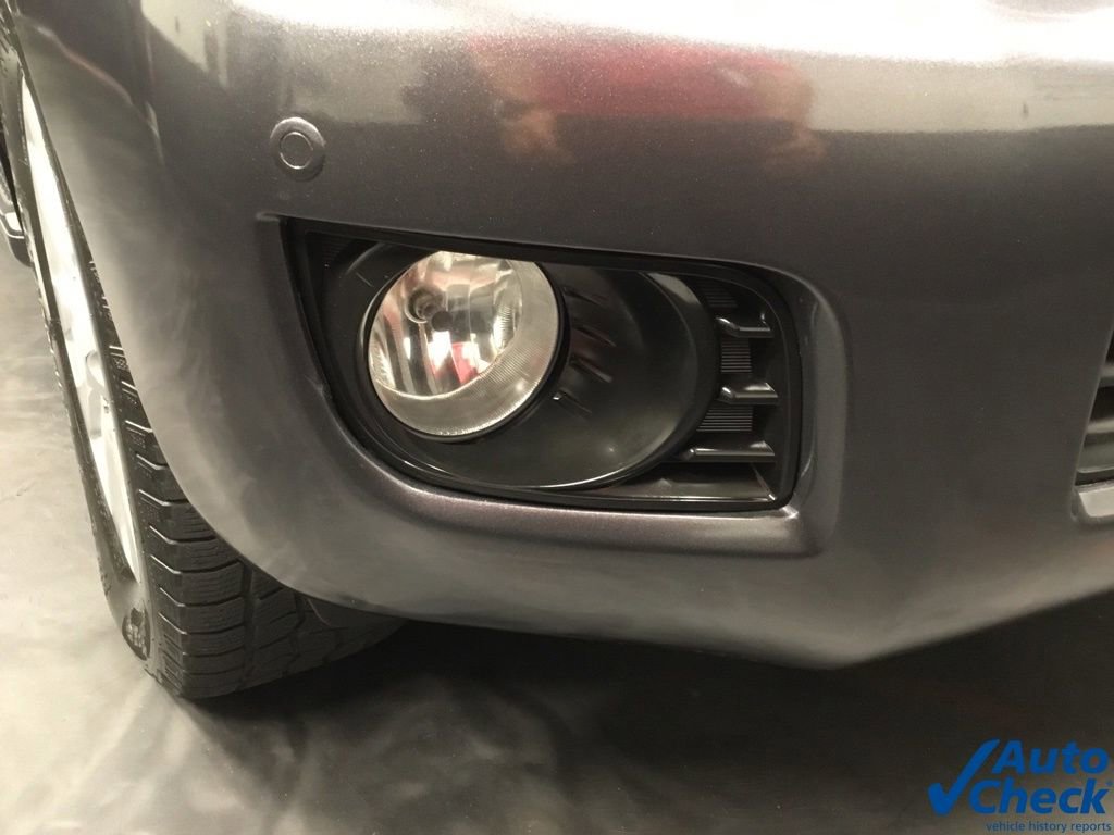 Used 2016 Toyota Sequoia Limited w/ Safety & Convenience Package image 29