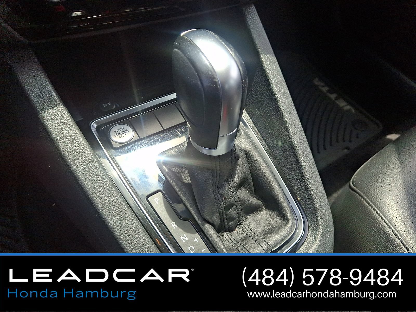 Used 2017 Volkswagen Jetta SEL FWD image 16