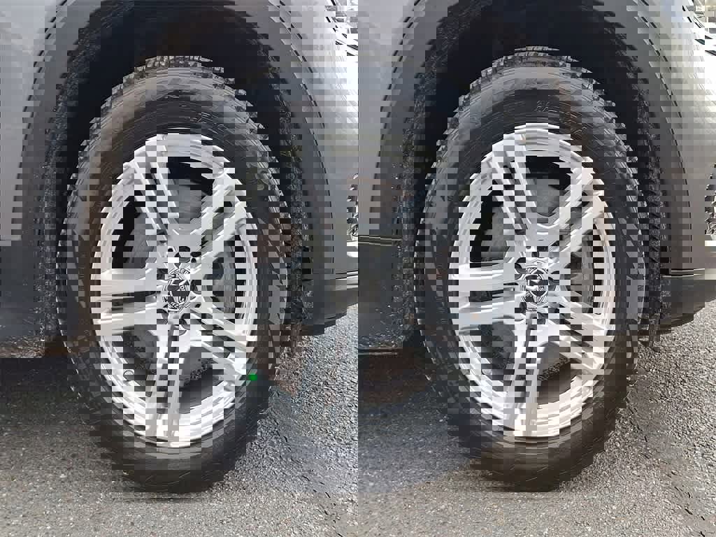 Used 2021 Mercedes-Benz GLB 250 4MATIC image 26