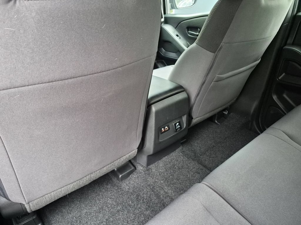 Used 2026 Nissan Frontier SV w/ SV Convenience Package AWD/4WD image 21