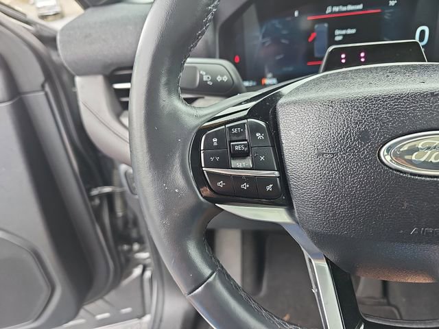 Used 2025 Ford Explorer Platinum w/ LUX Leather Package image 21