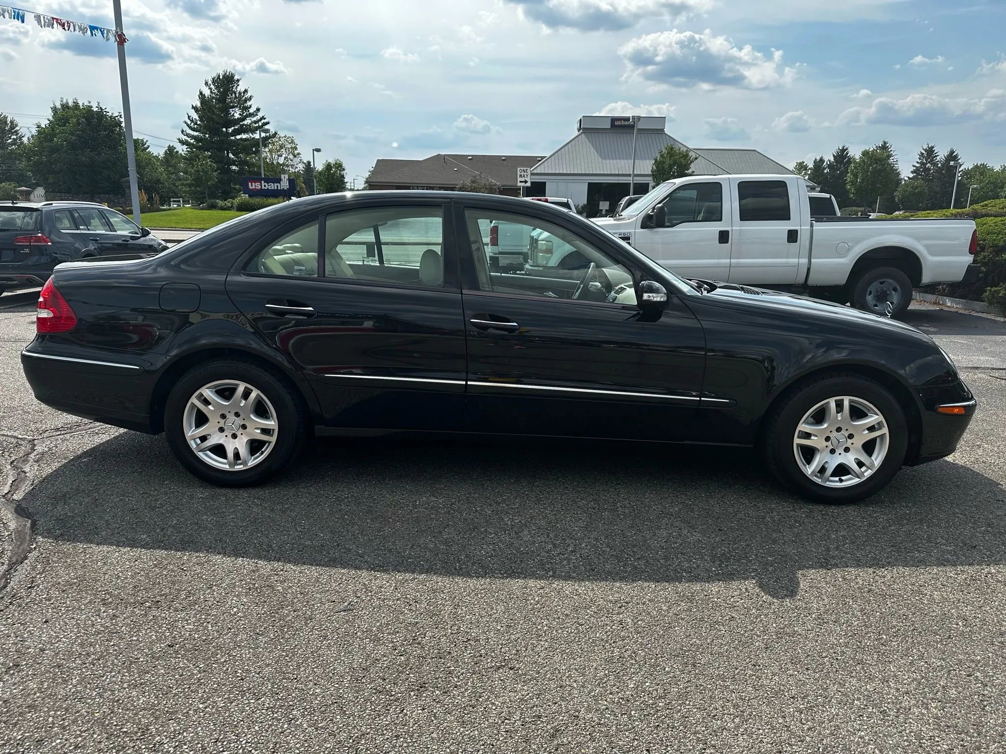 Used 2003 Mercedes-Benz E 320 Sedan image 11