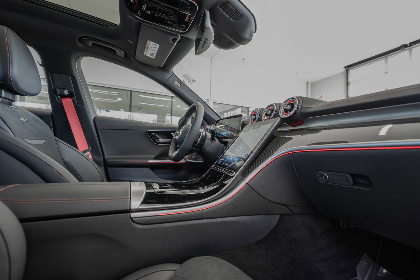 New 2025 Mercedes-Benz C 43 AMG 4MATIC Sedan image 17