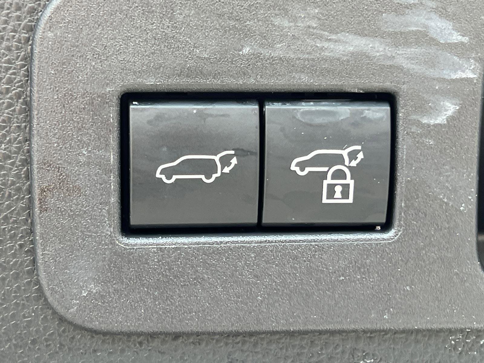 Used 2025 Lexus LX 700h Overtrail AWD/4WD image 20