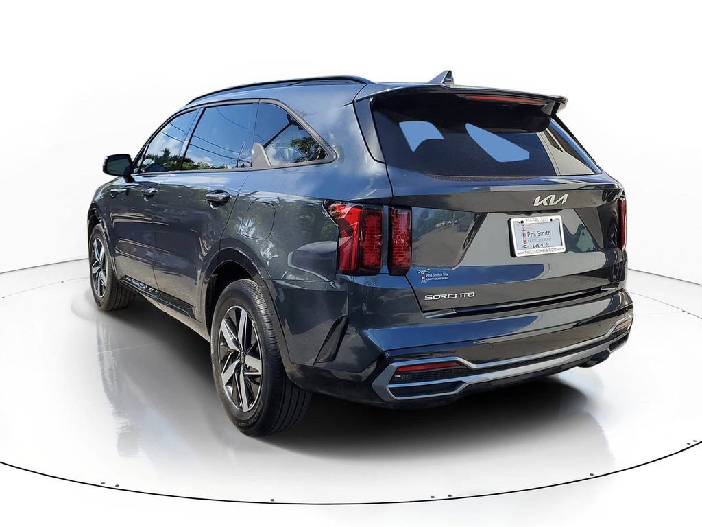 Certified 2023 Kia Sorento EX w/ Panoramic Sunroof Package image 4