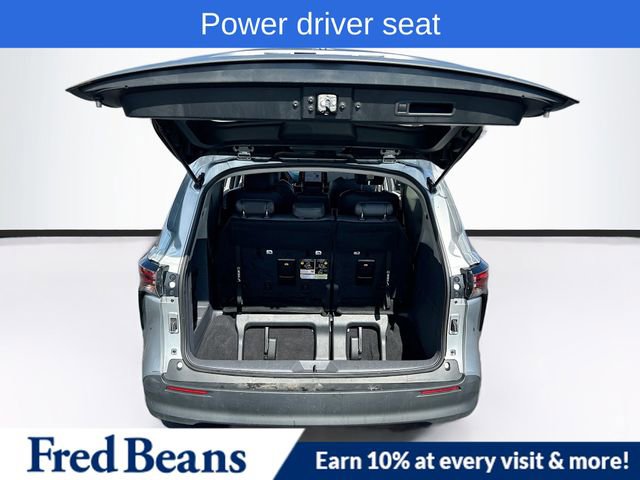 Used 2023 Toyota Sienna LE image 27