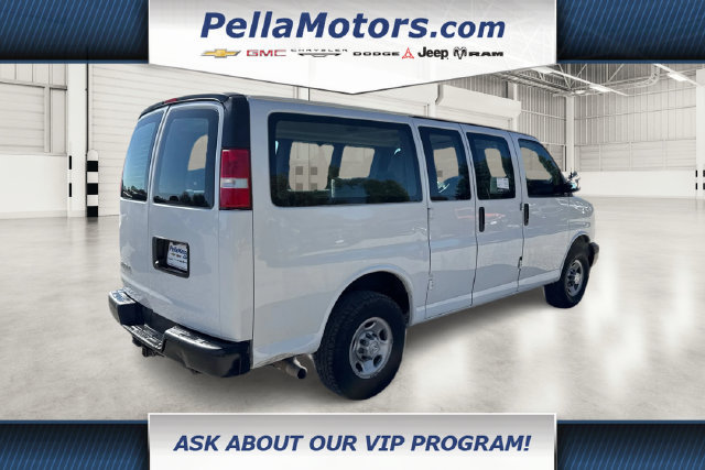 Used 2019 Chevrolet Express 2500 RWD image 3