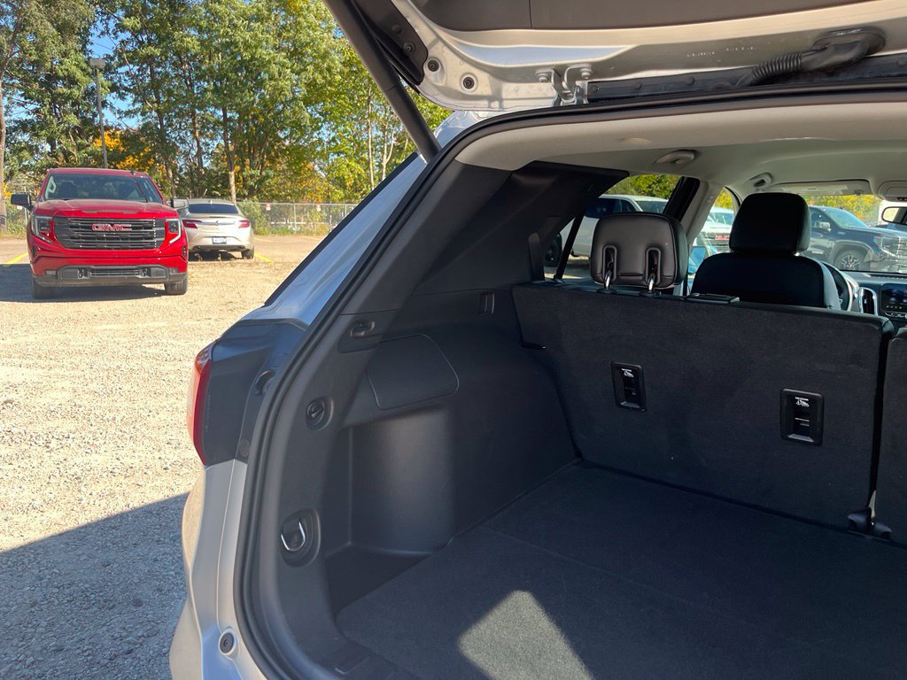 Used 2019 Chevrolet Equinox Premier FWD image 15