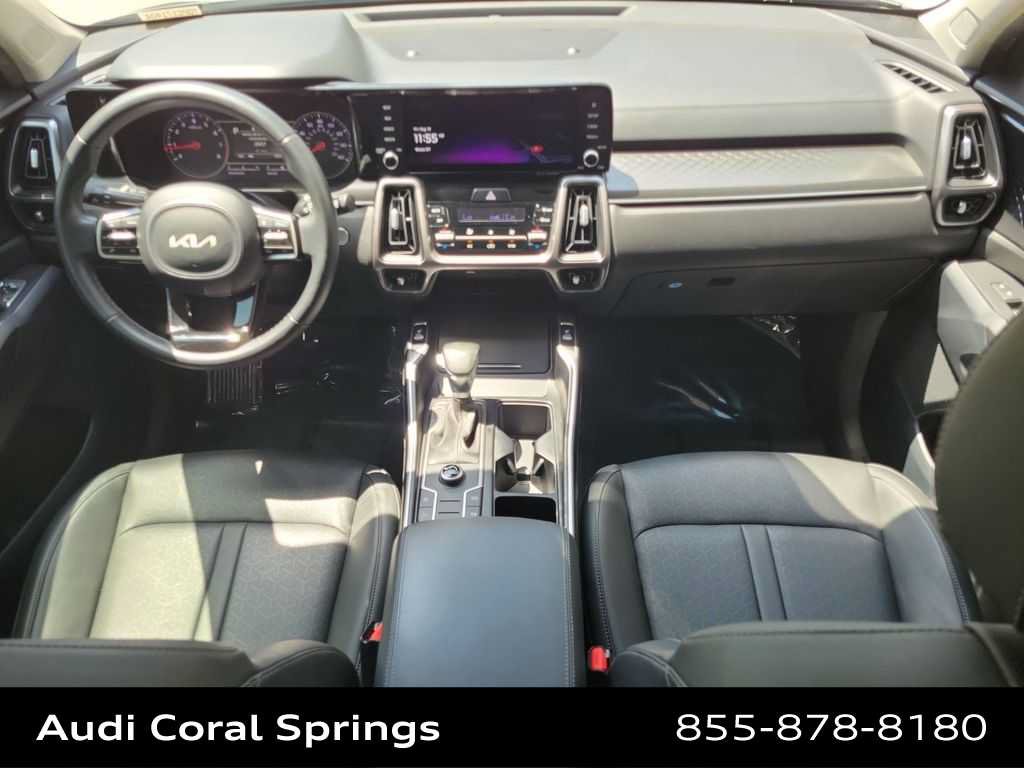 Used 2023 Kia Sorento S w/ Panoramic Sunroof Package FWD image 18