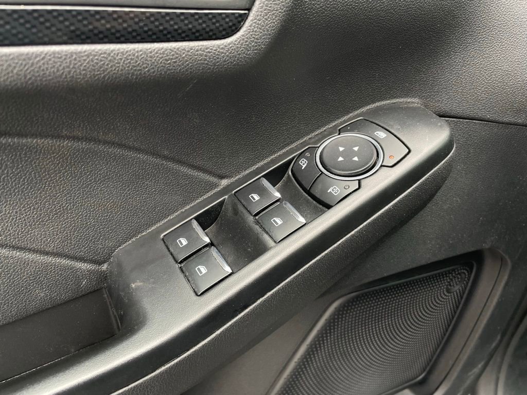 Used 2025 Ford Escape ST-Line FWD image 12