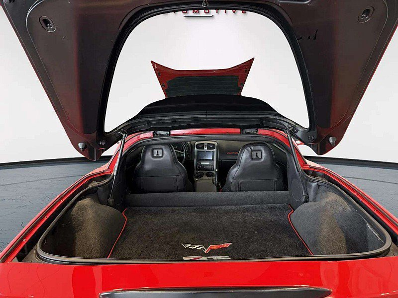 Used 2007 Chevrolet Corvette Z06 w/ Preferred Equipment Group RWD image 21