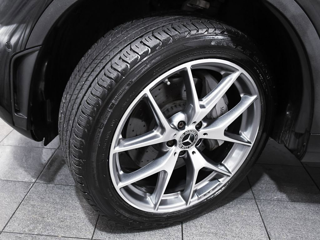 Used 2022 Mercedes-Benz GLC 300 4MATIC Coupe image 7