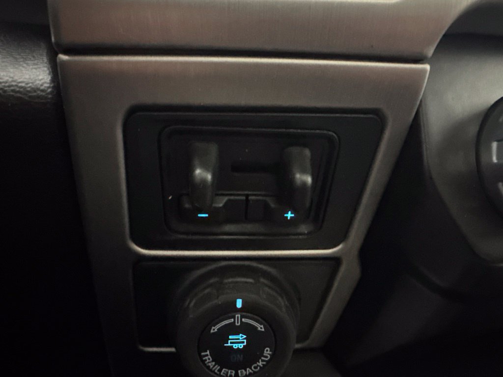 Used 2022 Ford F250 Platinum AWD/4WD image 38