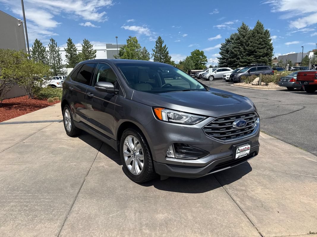 Used 2021 Ford Edge Titanium w/ Cargo Accessory Package AWD/4WD image 4