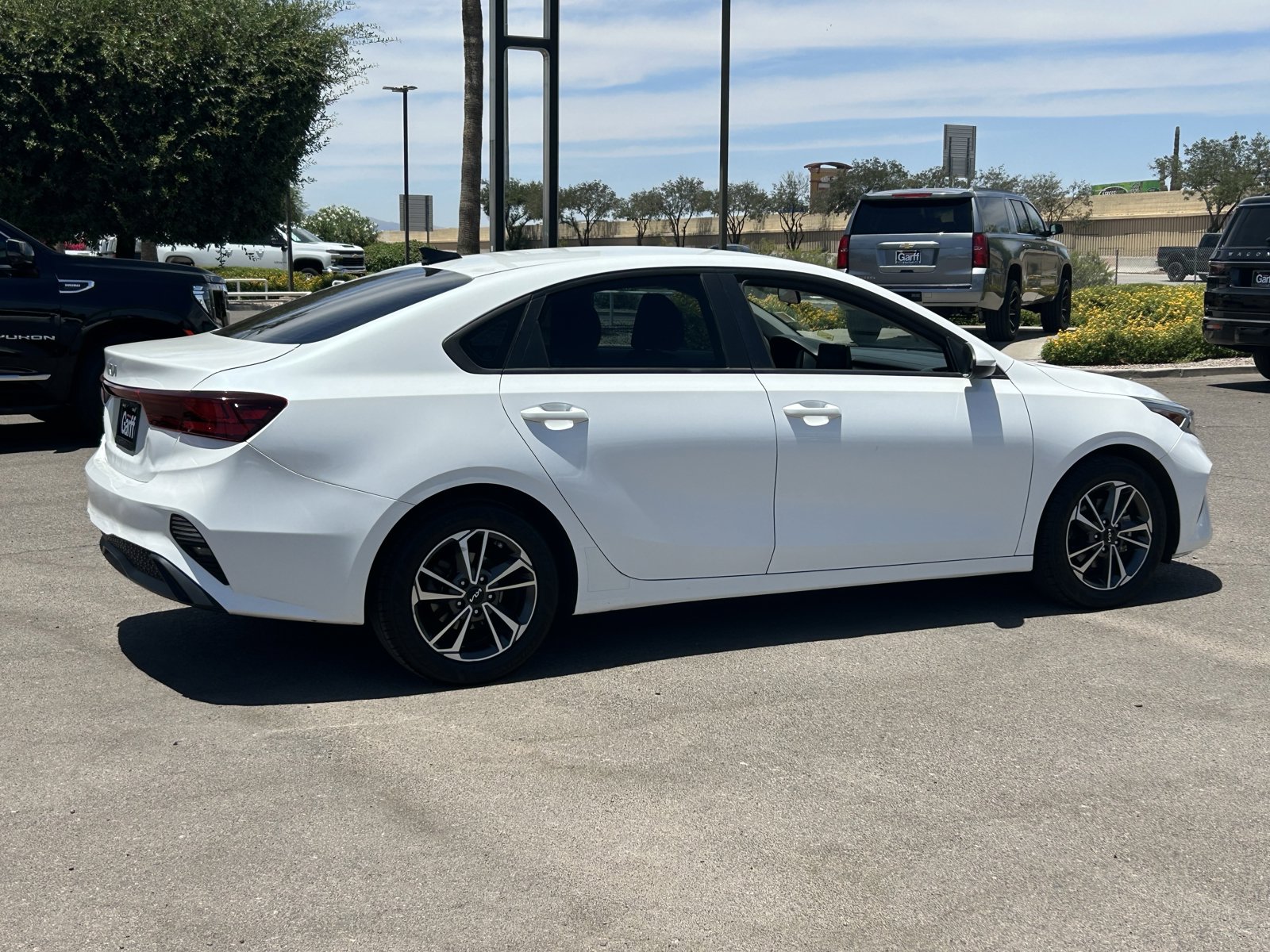 Used 2022 Kia Forte LXS FWD image 5