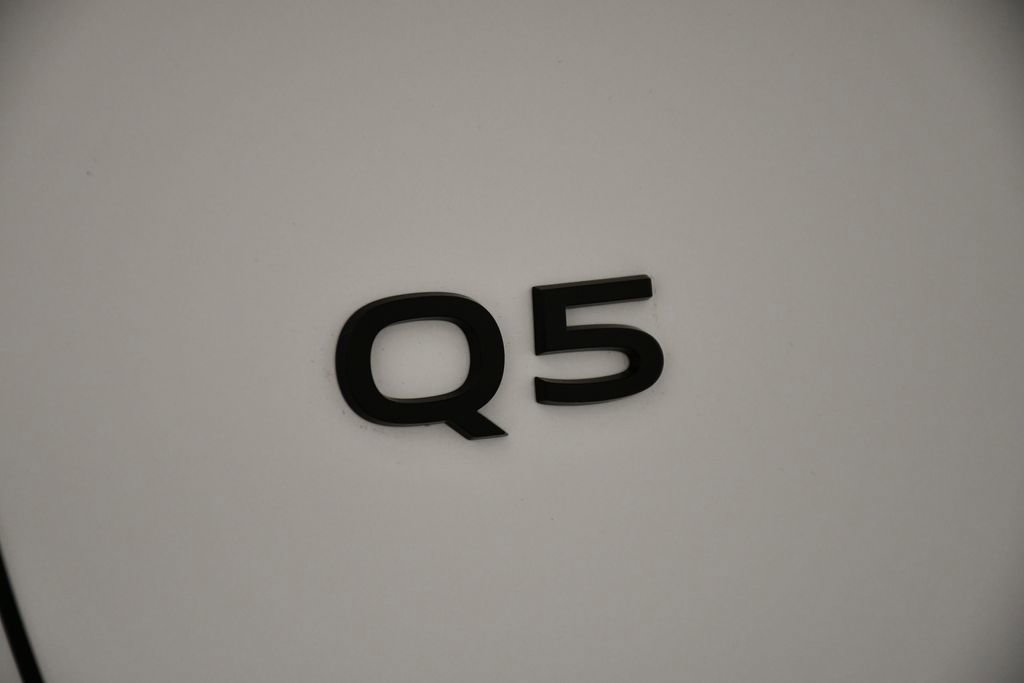 Used 2025 Audi Q5 Premium Plus w/ Premium Plus image 9
