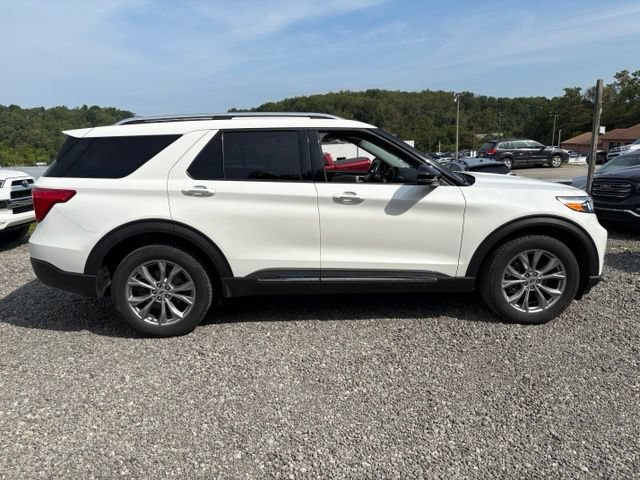 Used 2023 Ford Explorer Limited w/ Limited Technology Package AWD/4WD image 8