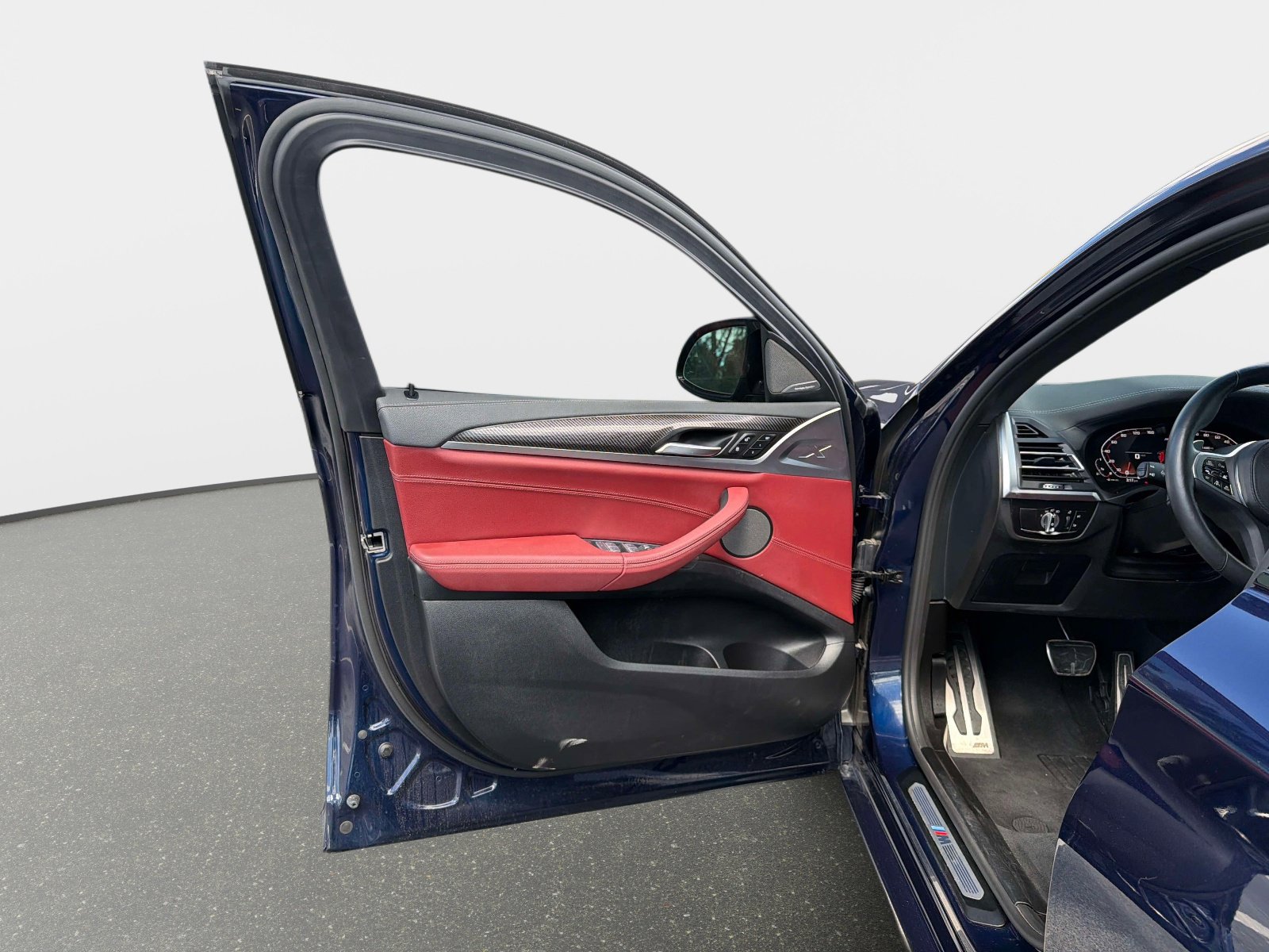 Used 2025 BMW X4 M40i image 86