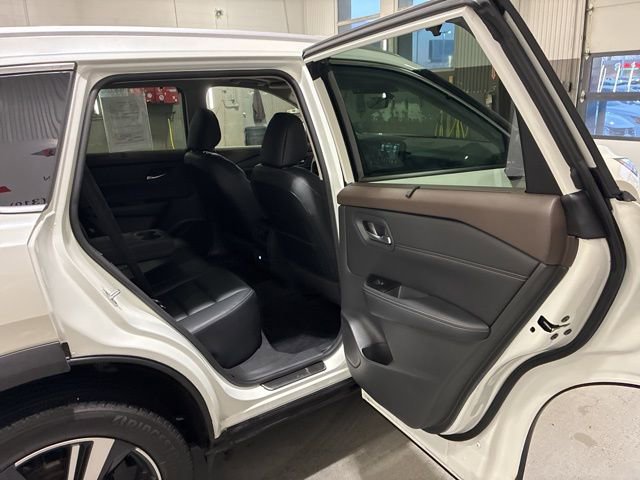 Certified 2023 Nissan Rogue SL w/ SL Premium Package AWD/4WD image 12
