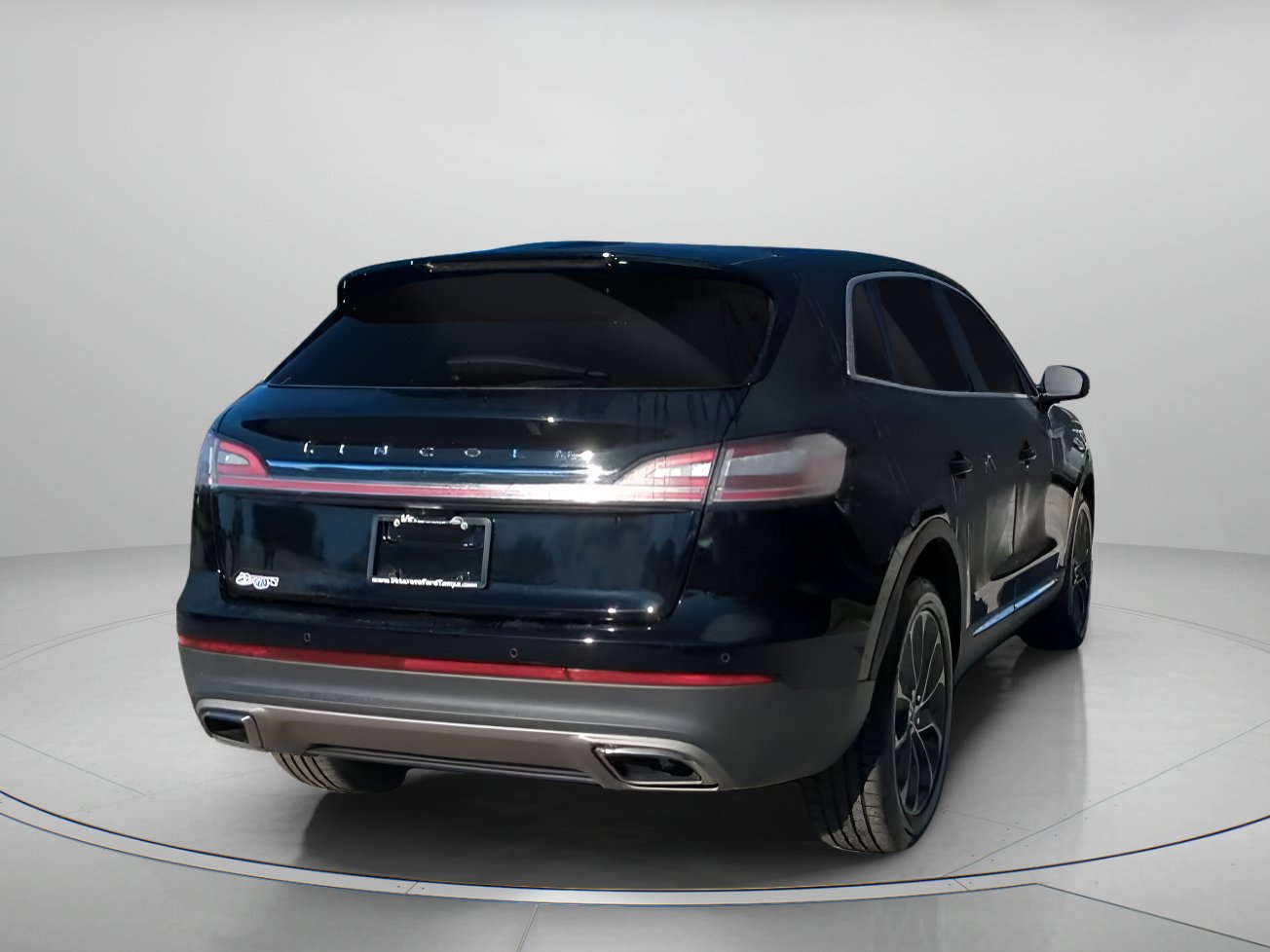 Used 2023 Lincoln Nautilus Reserve w/ Equipment Group 201A image 26