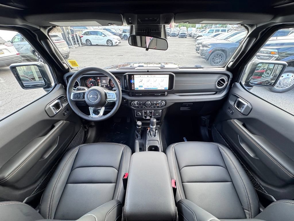 New 2026 Jeep Wrangler Unlimited Sahara AWD/4WD image 23