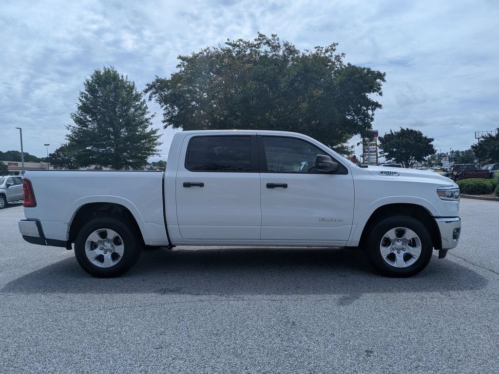 Used 2025 RAM 1500 Big Horn AWD/4WD image 9