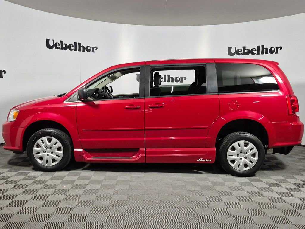 Used 2015 Dodge Grand Caravan SE w/ Quick Order Package 29E SE FWD image 4