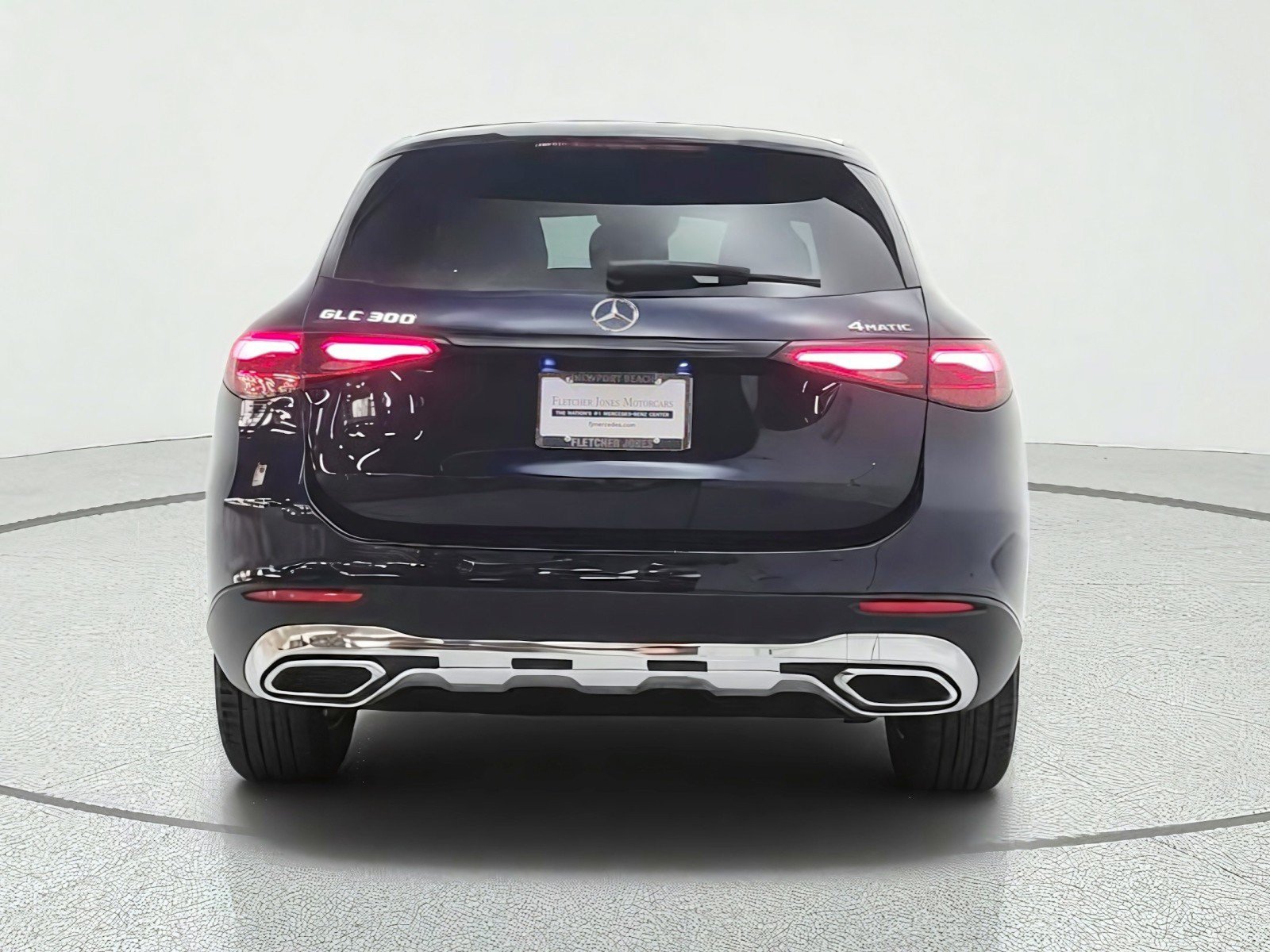 Used 2024 Mercedes-Benz GLC 300 4MATIC image 6