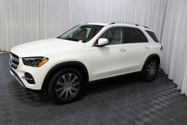 New 2025 Mercedes-Benz GLE 450 4MATIC image 4