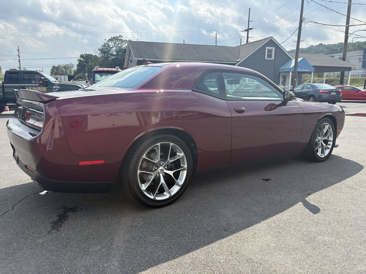 Used 2019 Dodge Challenger R/T w/ Plus Package RWD image 5