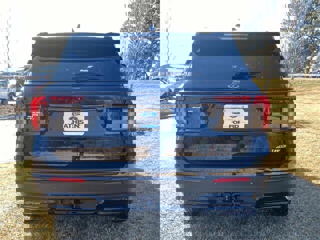 Used 2025 Ford Explorer ST-Line image 39