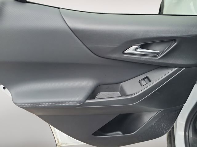 Used 2026 Chevrolet Equinox LT image 19