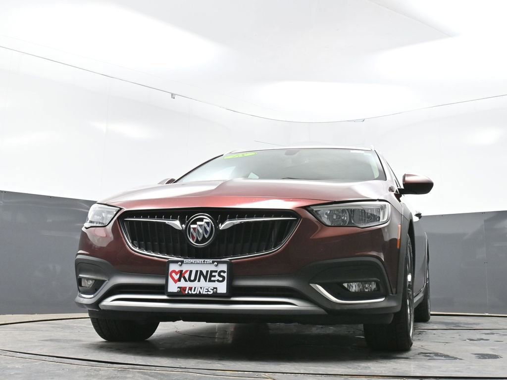 Used 2018 Buick Regal Preferred w/ Sights and Sounds Package AWD/4WD image 54