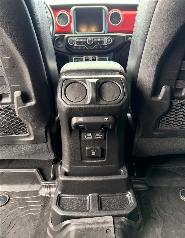 Used 2020 Jeep Wrangler Unlimited Rubicon AWD/4WD image 30
