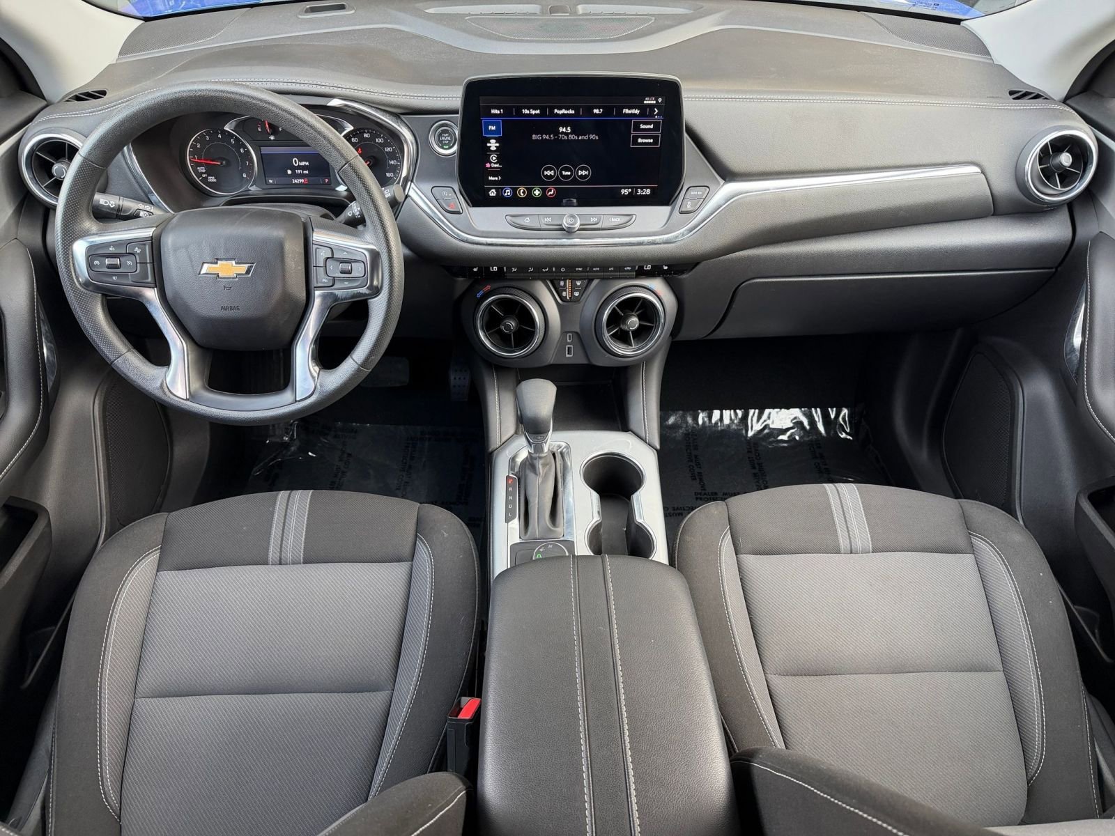 Used 2025 Chevrolet Blazer LT FWD image 34