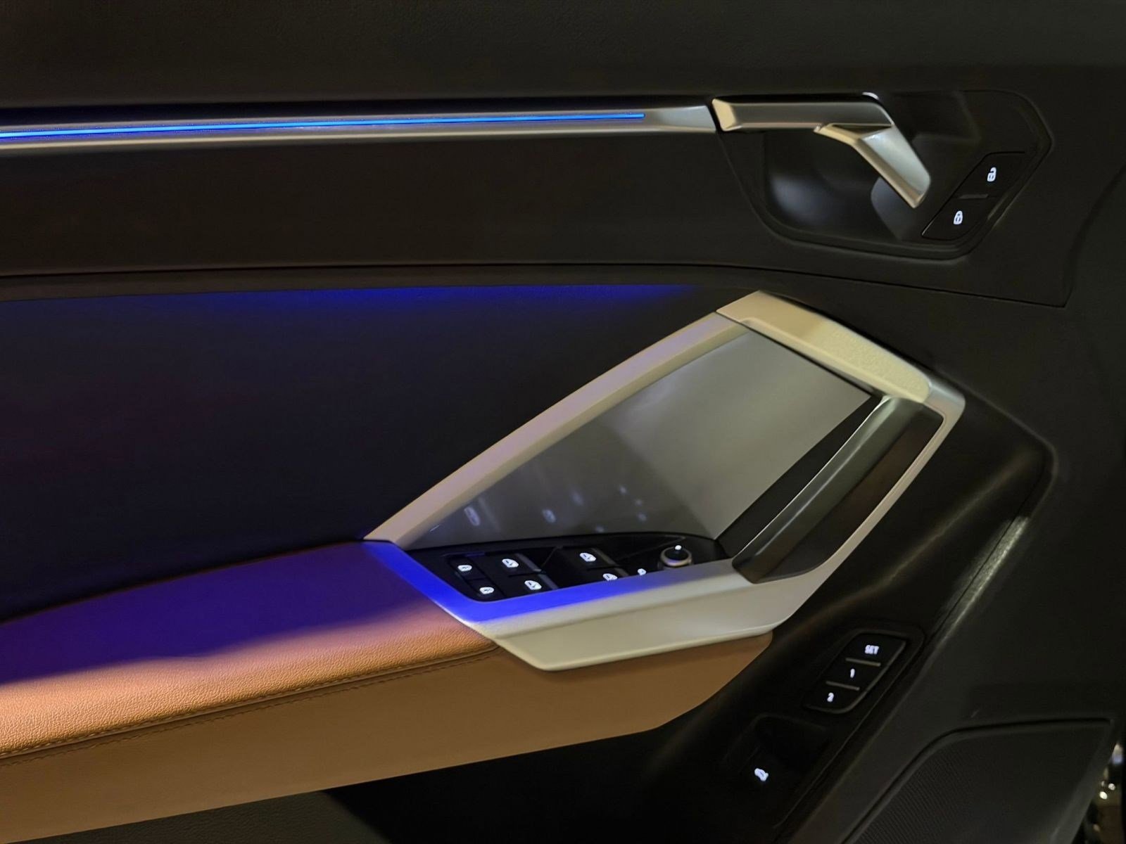 Used 2025 Audi Q3 2.0T Premium Plus w/ Premium Plus Package image 14