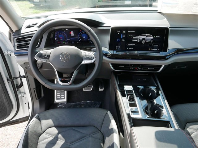 New 2025 Volkswagen Atlas Peak Edition SE image 9