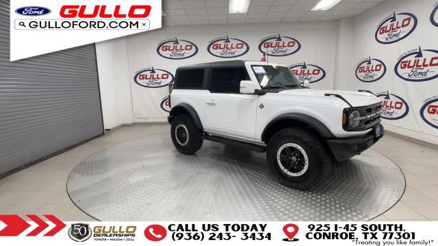 Certified 2023 Ford Bronco Outer Banks w/ Sasquatch Package AWD/4WD image 2