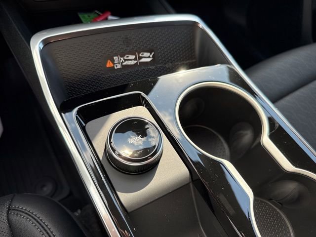 New 2026 Chevrolet Equinox LT w/ Convenience Package II image 13