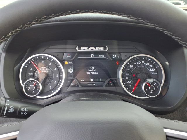 New 2026 RAM 1500 4x4 Crew Cab image 11