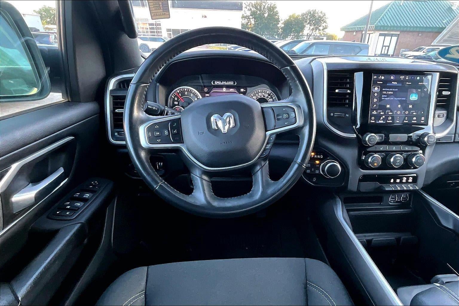 Used 2022 RAM 1500 Big Horn AWD/4WD image 9