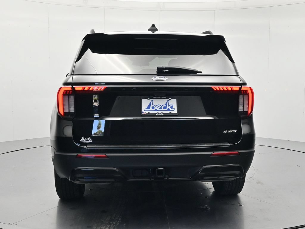 Used 2025 Ford Explorer ST-Line AWD/4WD image 6